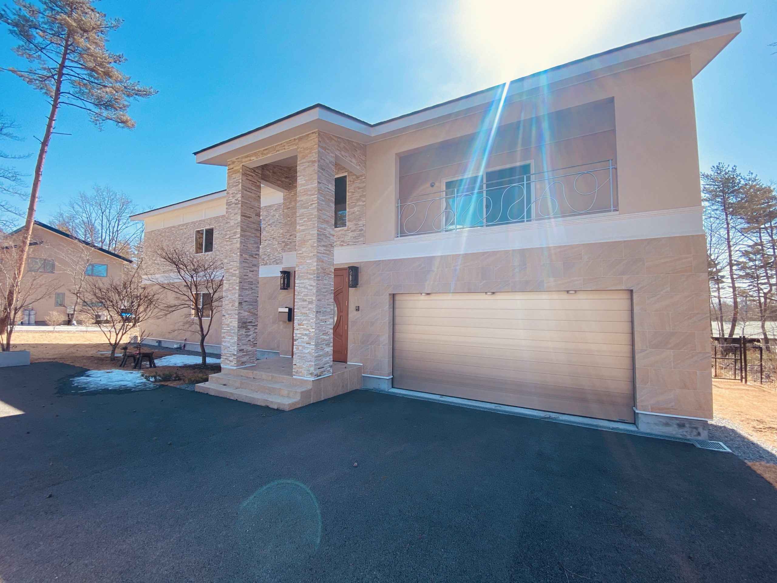 千ヶ滝別荘地　404坪の土地付き建物【価格改定】