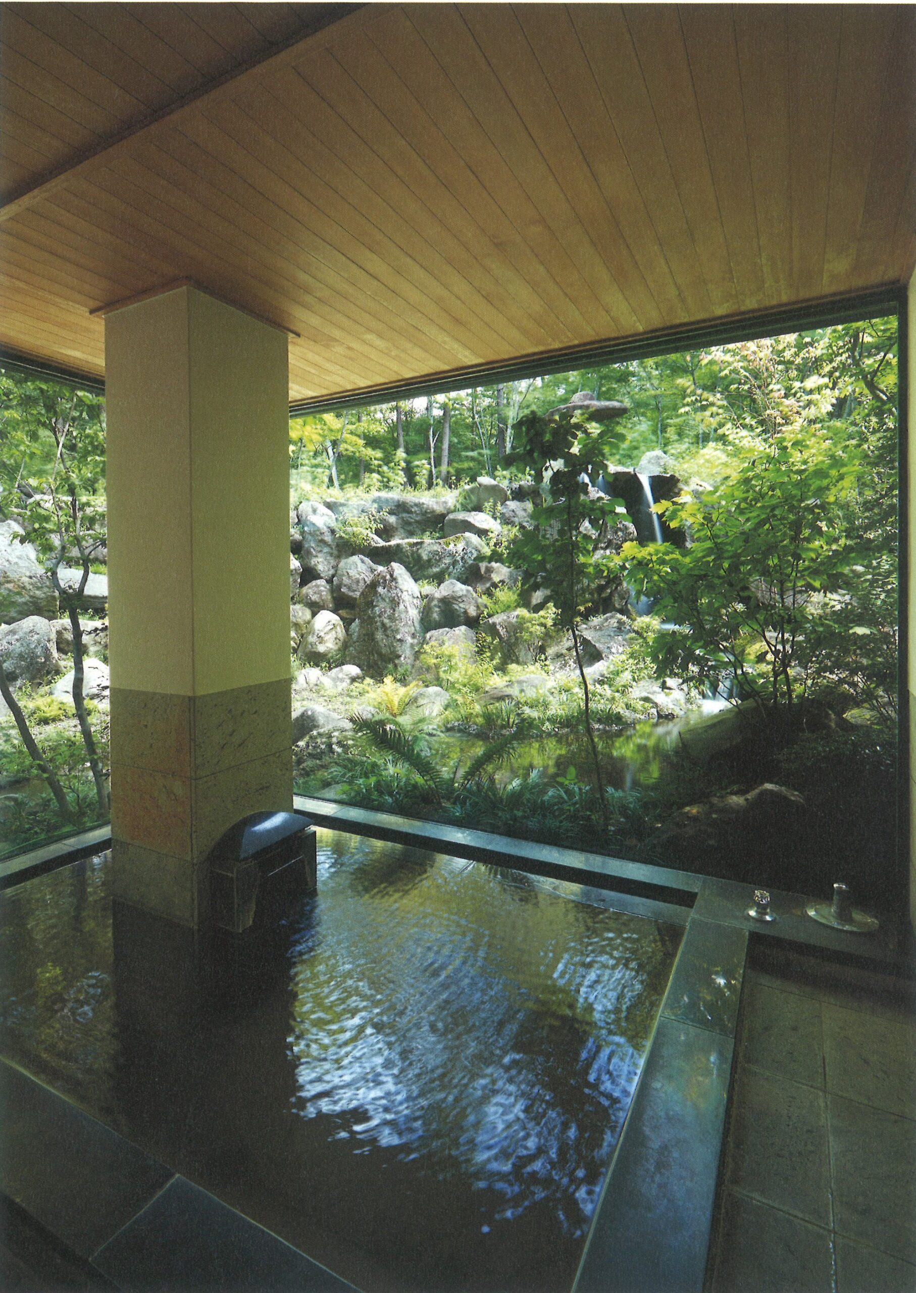 千ヶ滝豪華な迎賓館