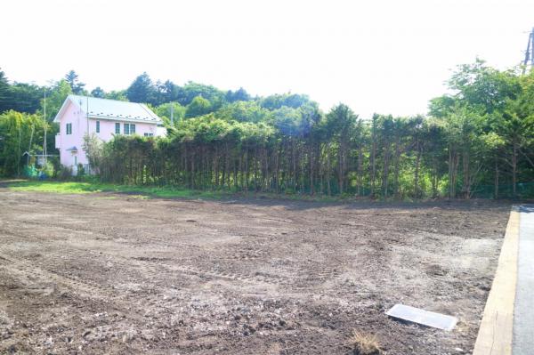 南ヶ丘離山裾土地　261坪