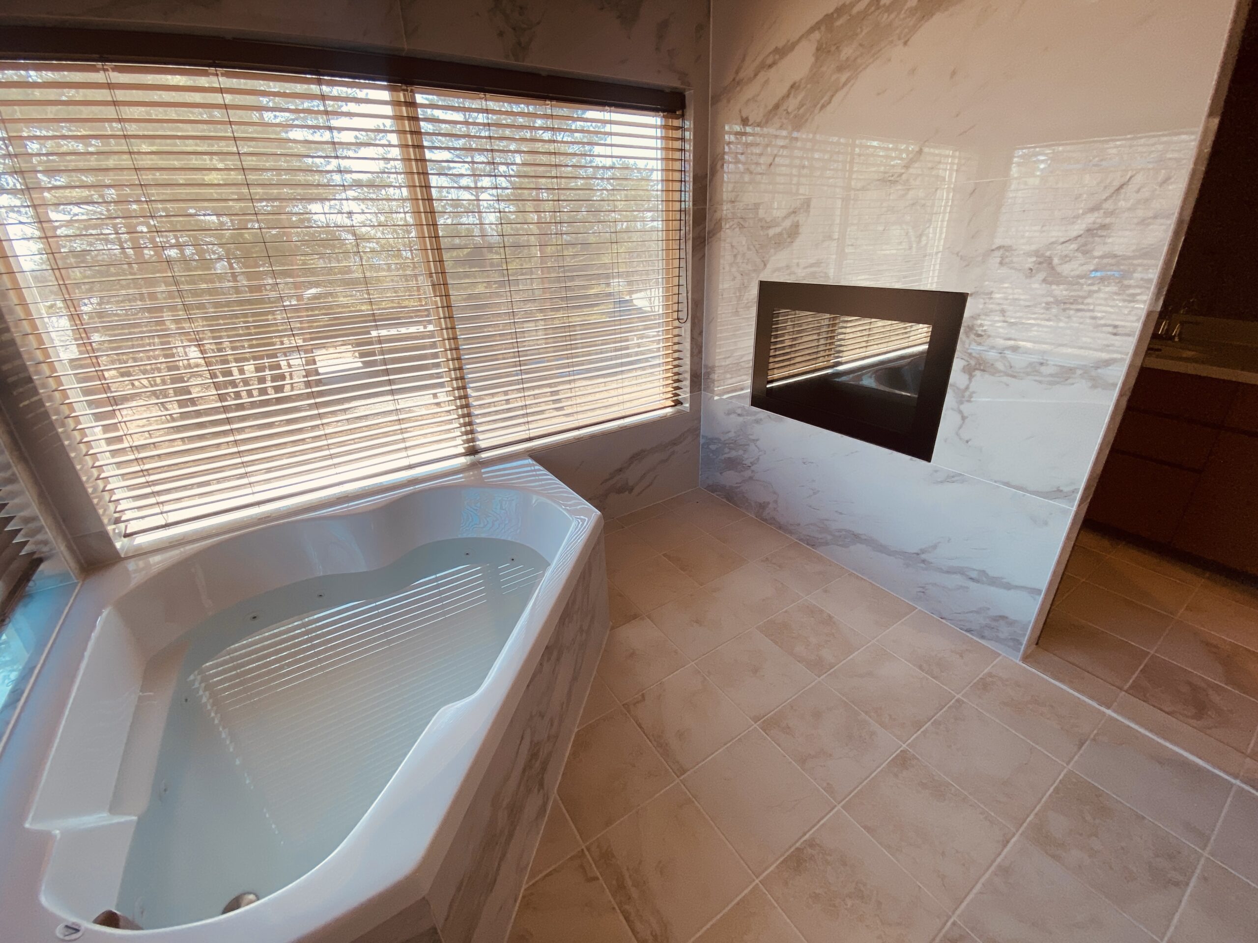 千ヶ滝別荘地　404坪の土地付き建物【価格改定】