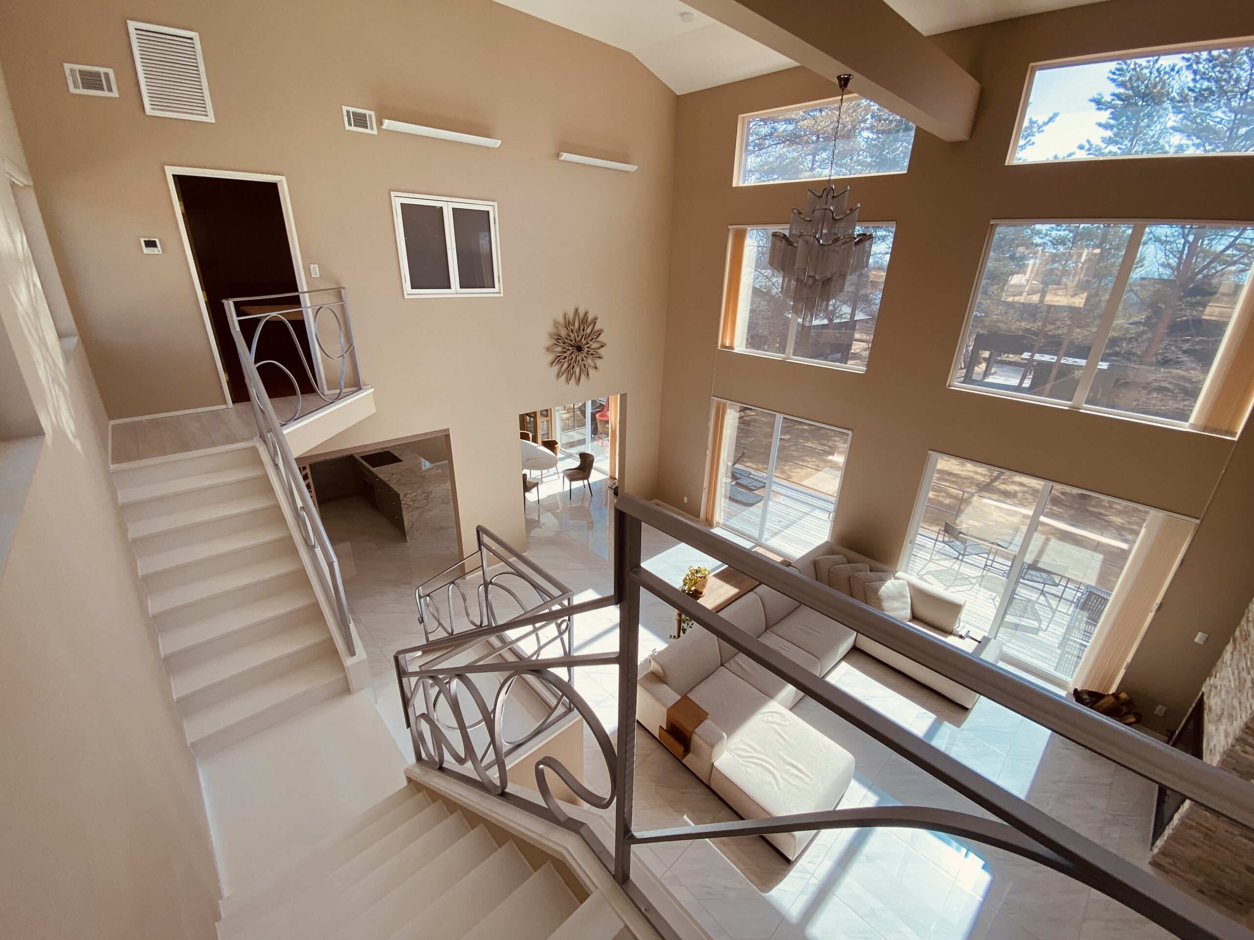 千ヶ滝別荘地　404坪の土地付き建物【価格改定】