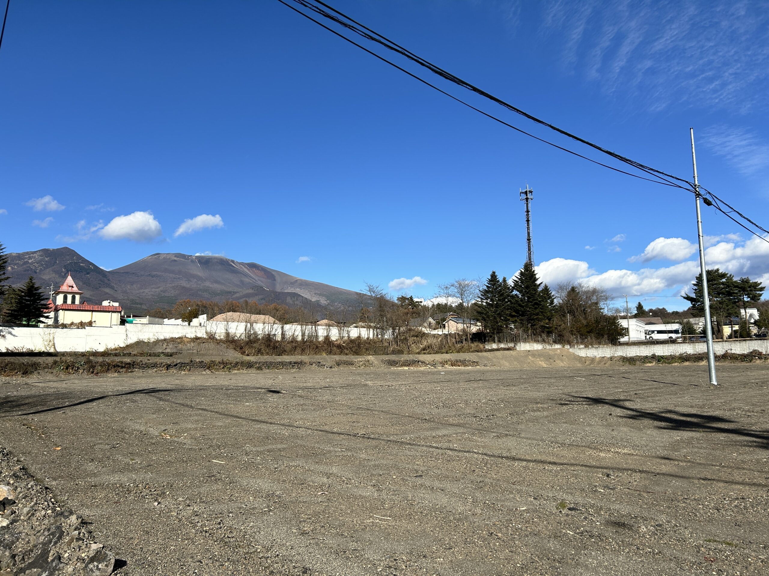 御代田　3,303坪の事業用土地