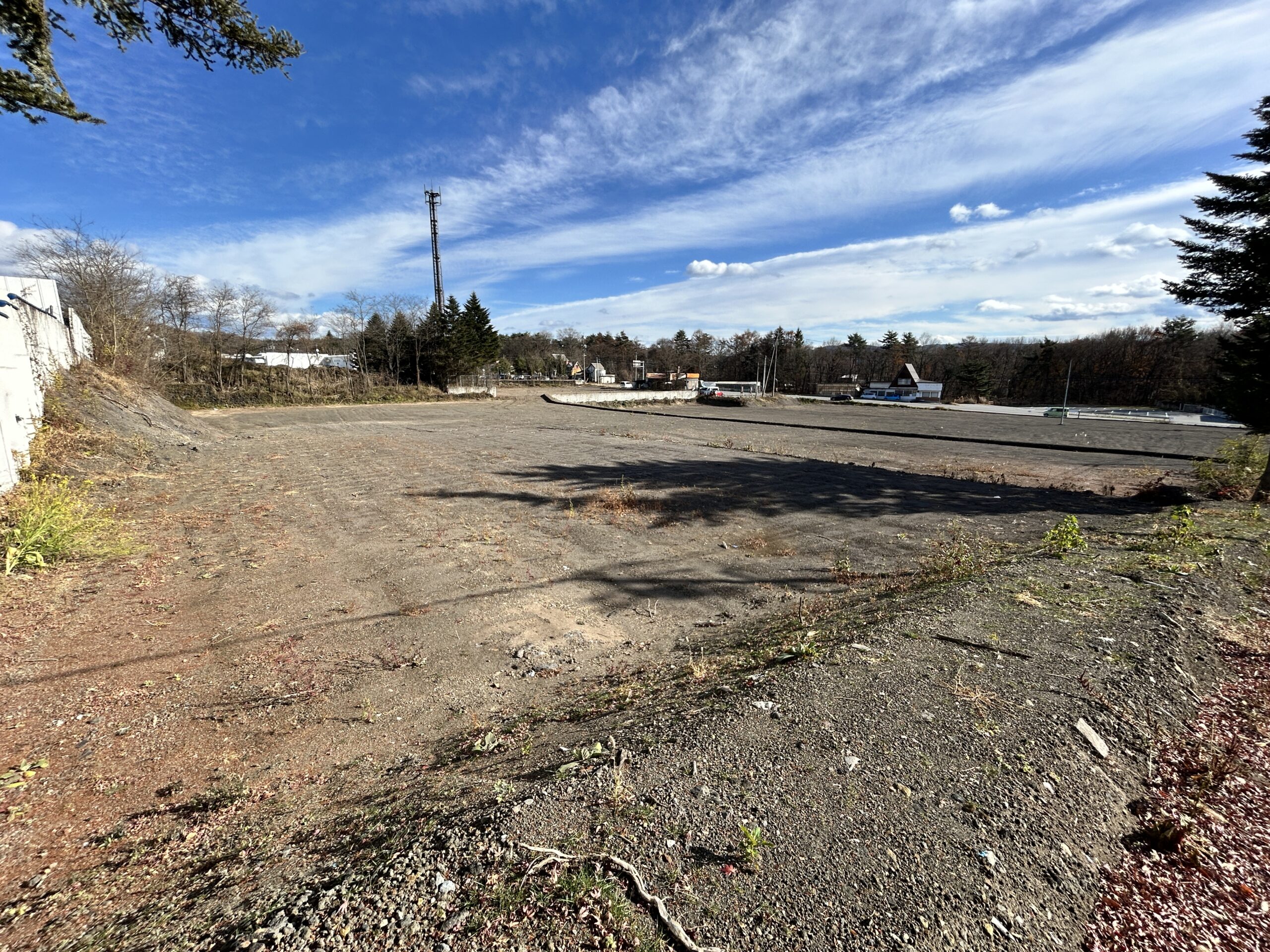 御代田　3,303坪の事業用土地