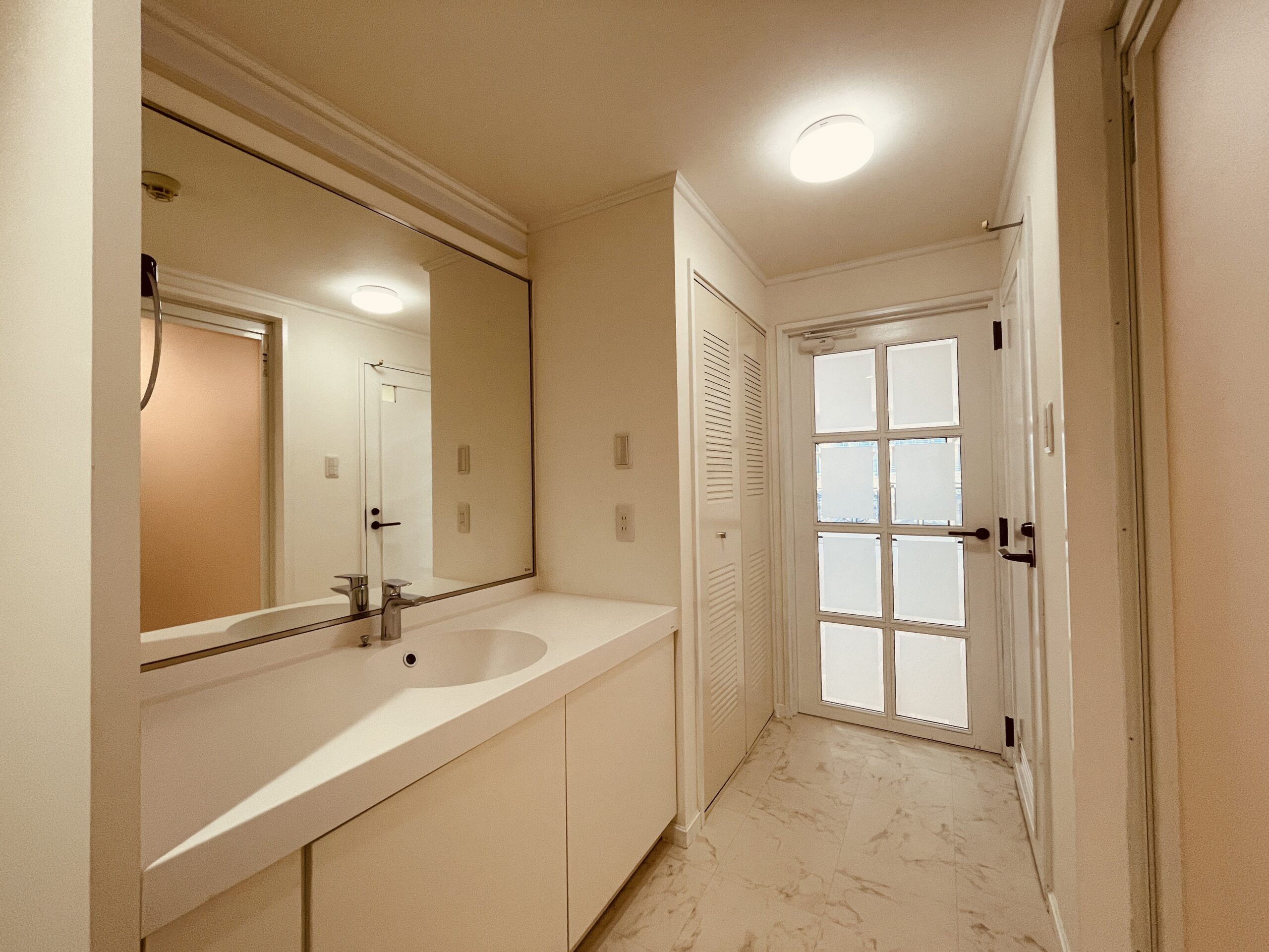 軽井沢本通り沿い　22坪のマンション